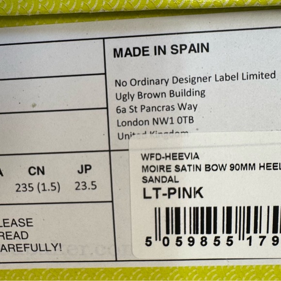 Elegant Pink Suede Women's Heels - Picture 12 of 12